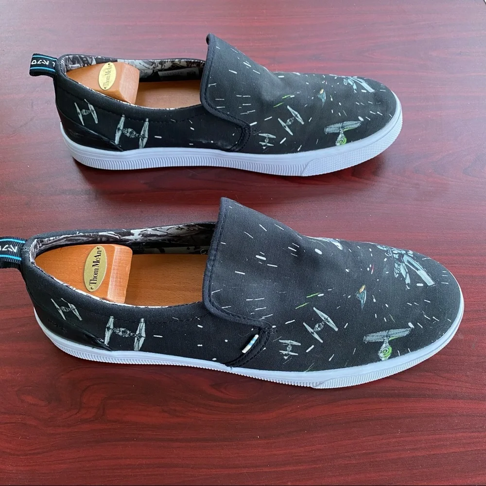 New without box Toms Women’s Star Wars Shoe Sz 11 - Picture 1 of 16
